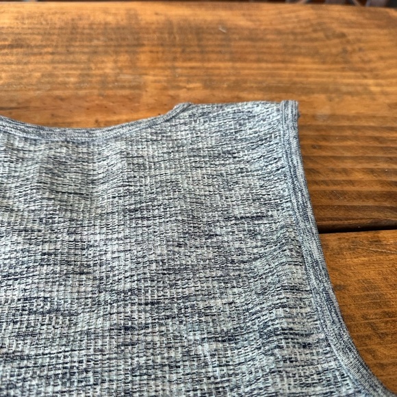 Athleta Textured Heather Blue Yoga Top Size S - Picture 5 of 5